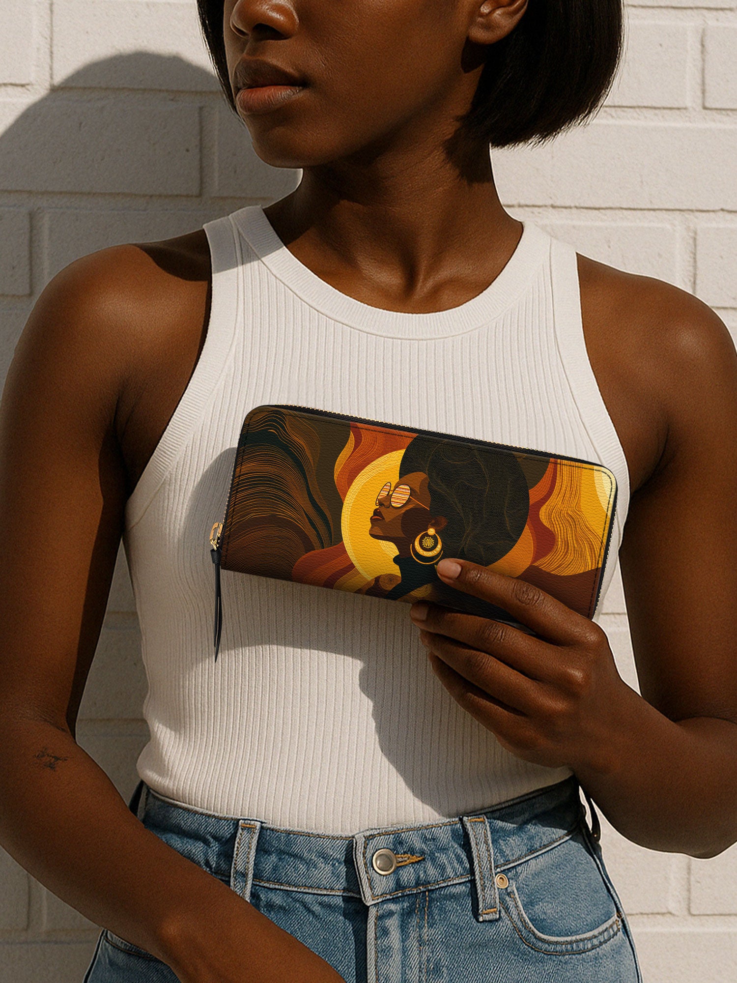 Bold In Black Slimline Zippy Wallet QR0TD388