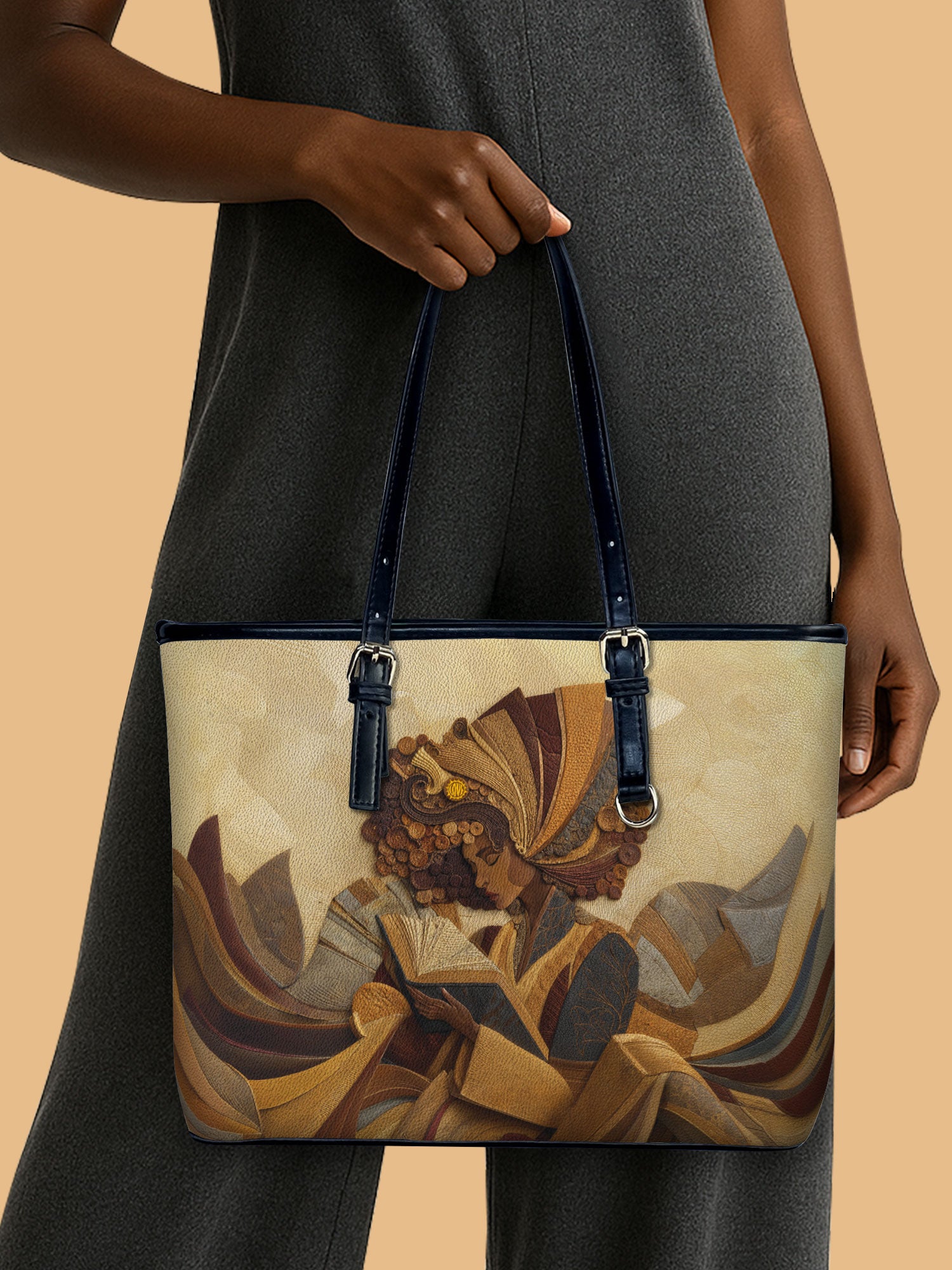 Literary Queen Leather Bucket Bag QR0TD425