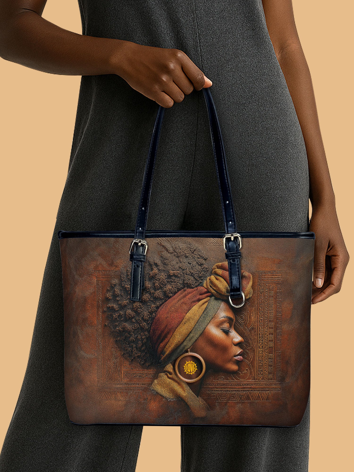 Afro-Elegance Leather Bucket Bag QR0HH147