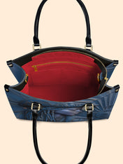 Cowgirl Noir Premium Leather Handbag QR0TD467