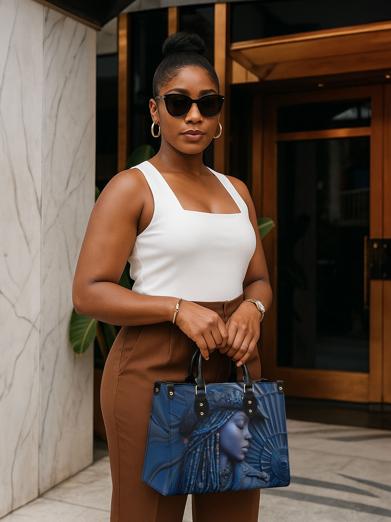 Cowgirl Noir Premium Leather Handbag QR0TD467