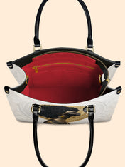 Crowned In Heritage Premium Leather Handbag QR0TV196