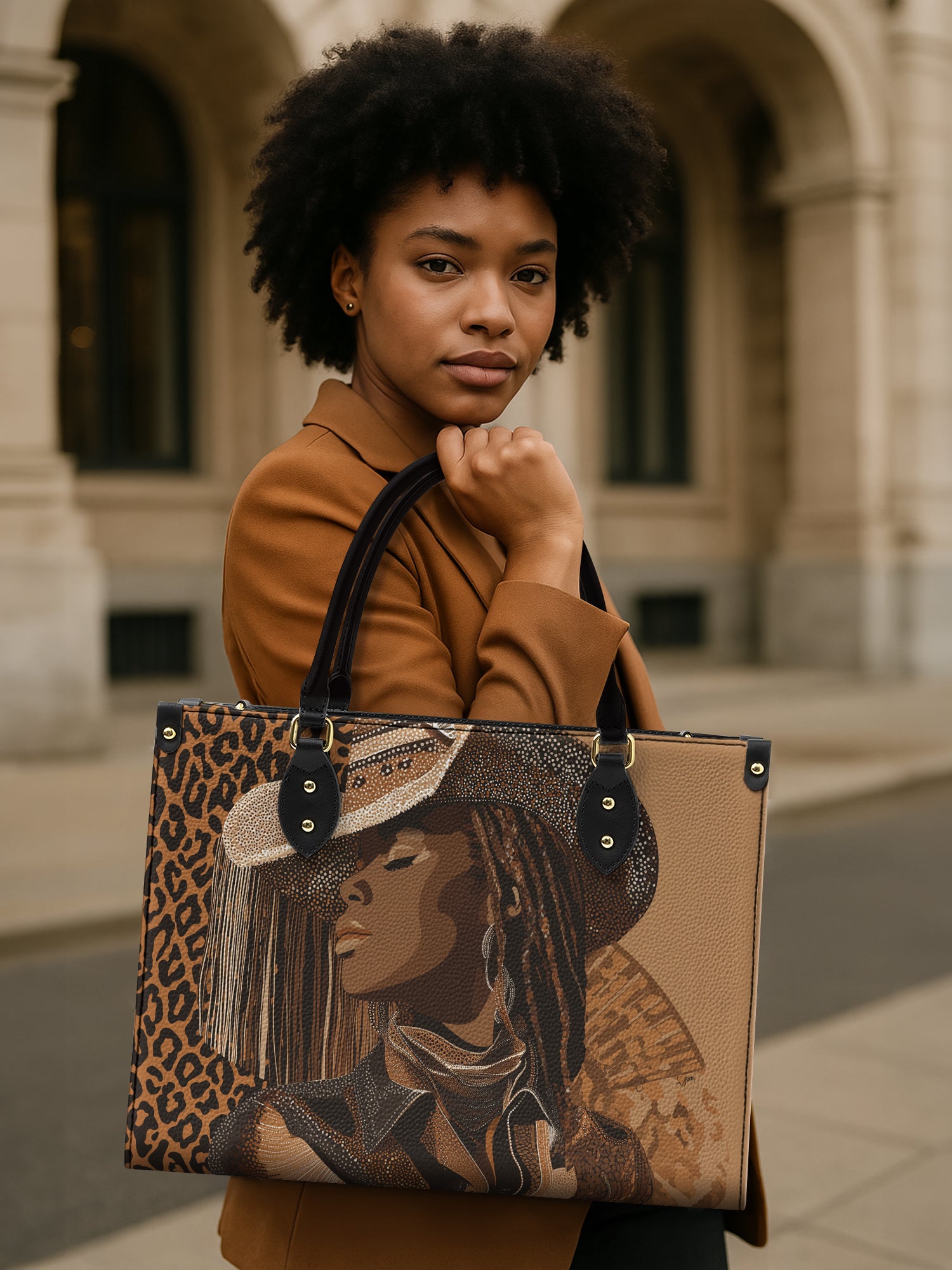 Mahogany Rider Premium Leather Handbag QR0TD503