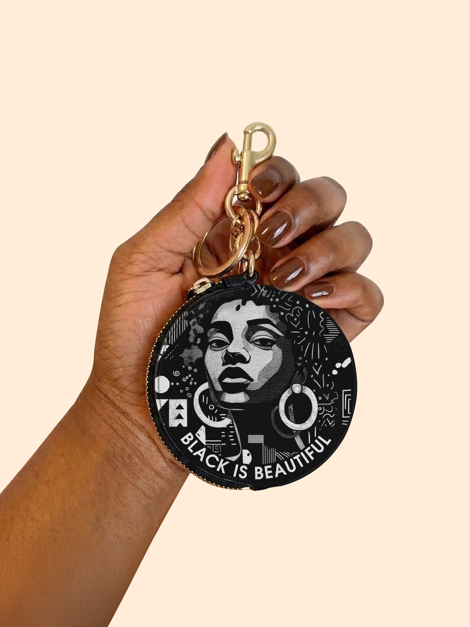 Black Beauty Circular Coin Pouch Bag Charm QR0XD1026