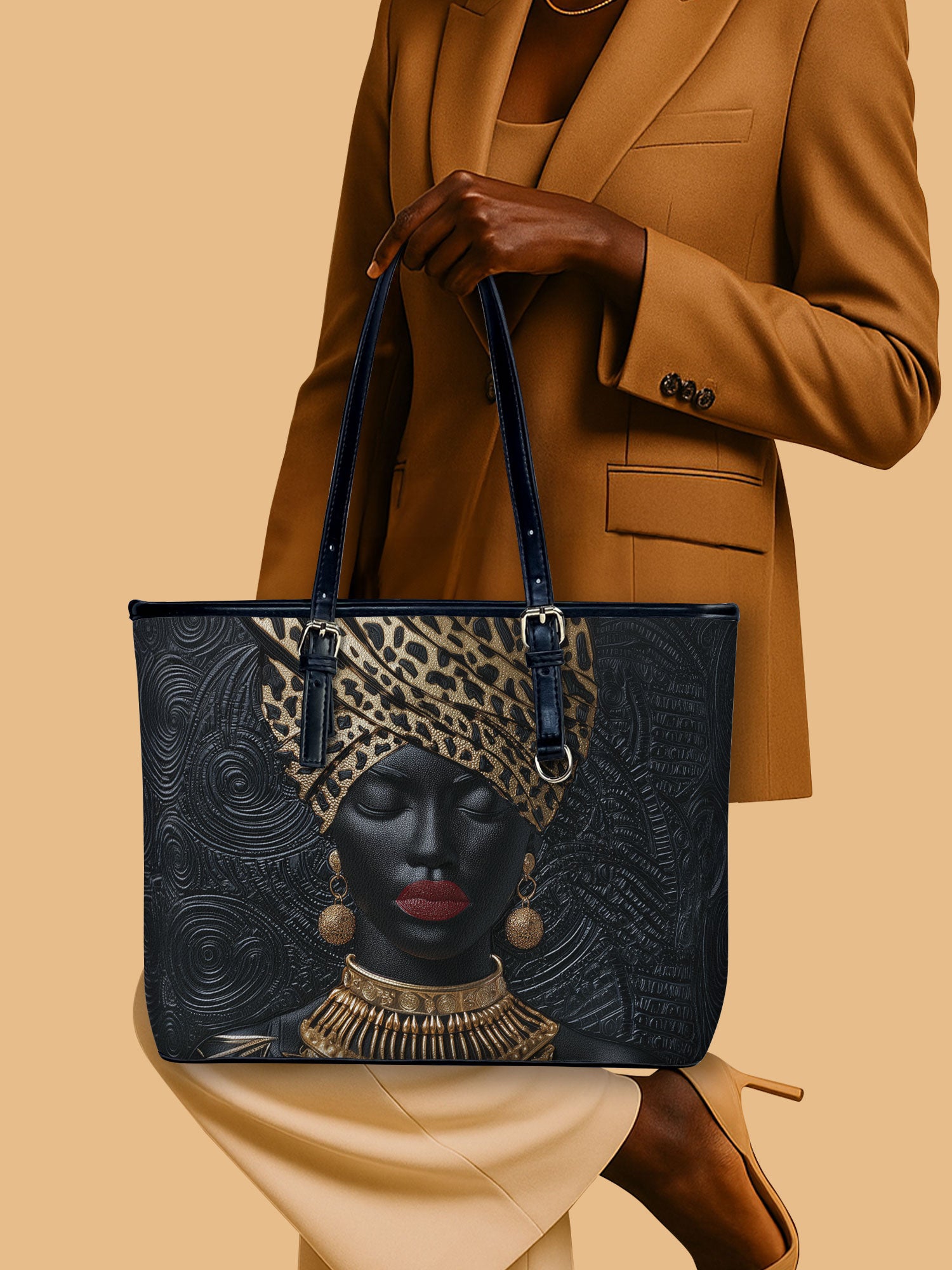 Golden Majesty Leather Bucket Bag QR0XD732