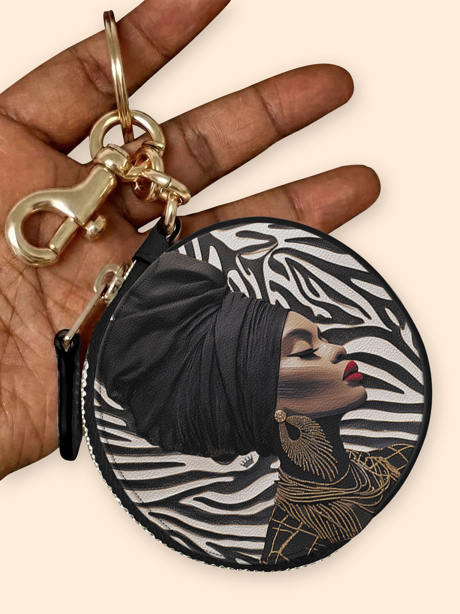 Wild Grace Circular Coin Pouch Bag Charm QR0TV134
