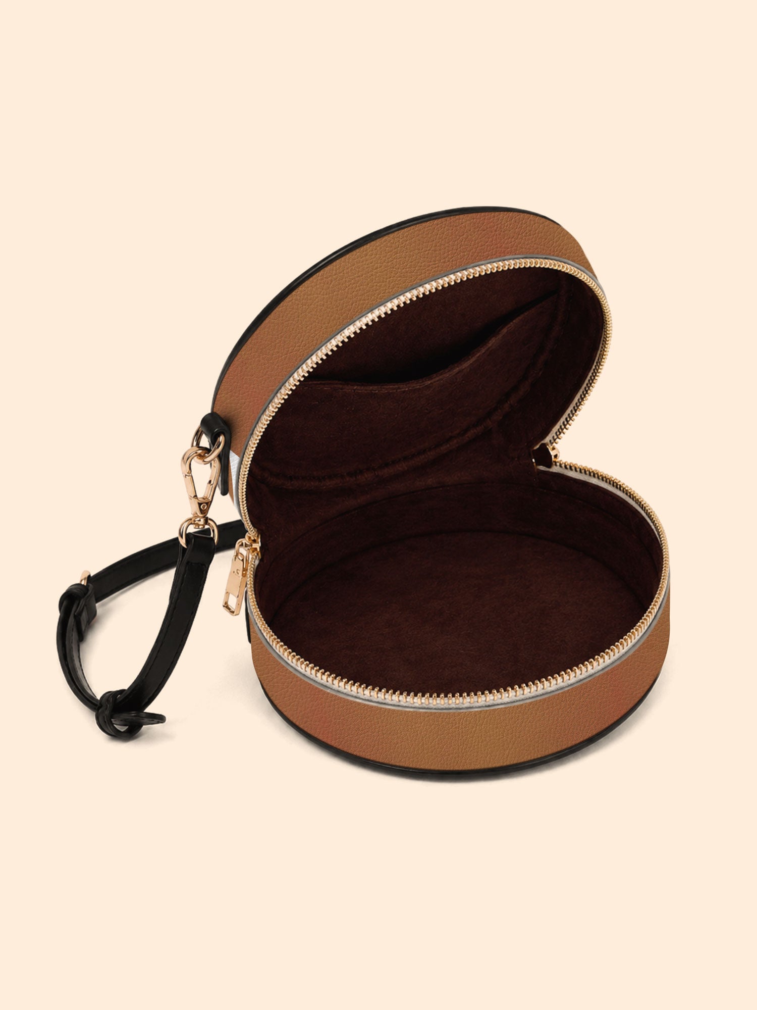 African Aspirations Circle Crossbody Bag QR0HH010