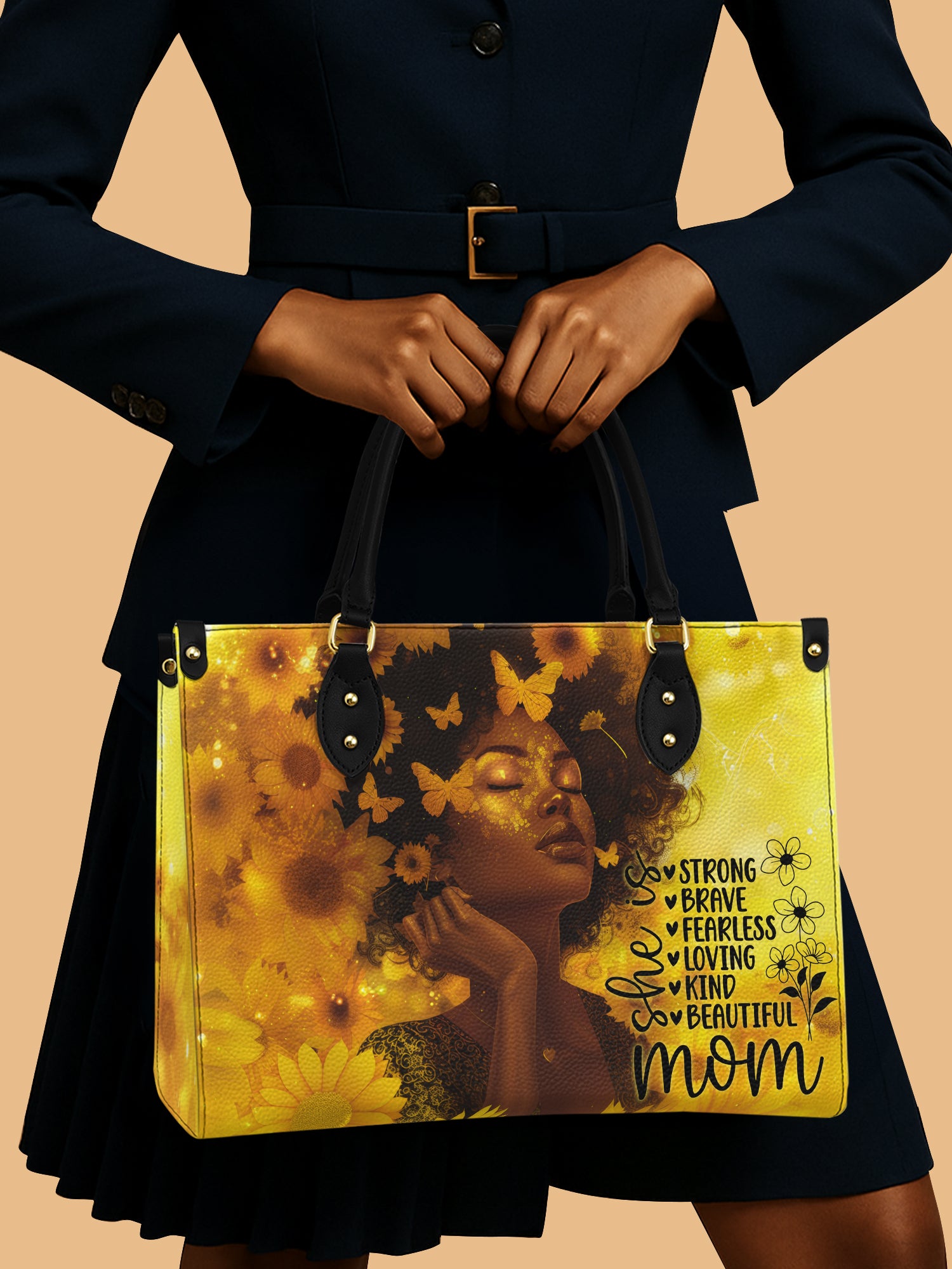 She Is Mom Premium Leather Handbag QR0TD650