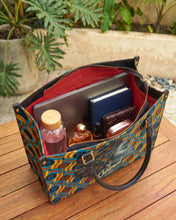 Crowned Ankara Premium Leather Handbag QR0TV277
