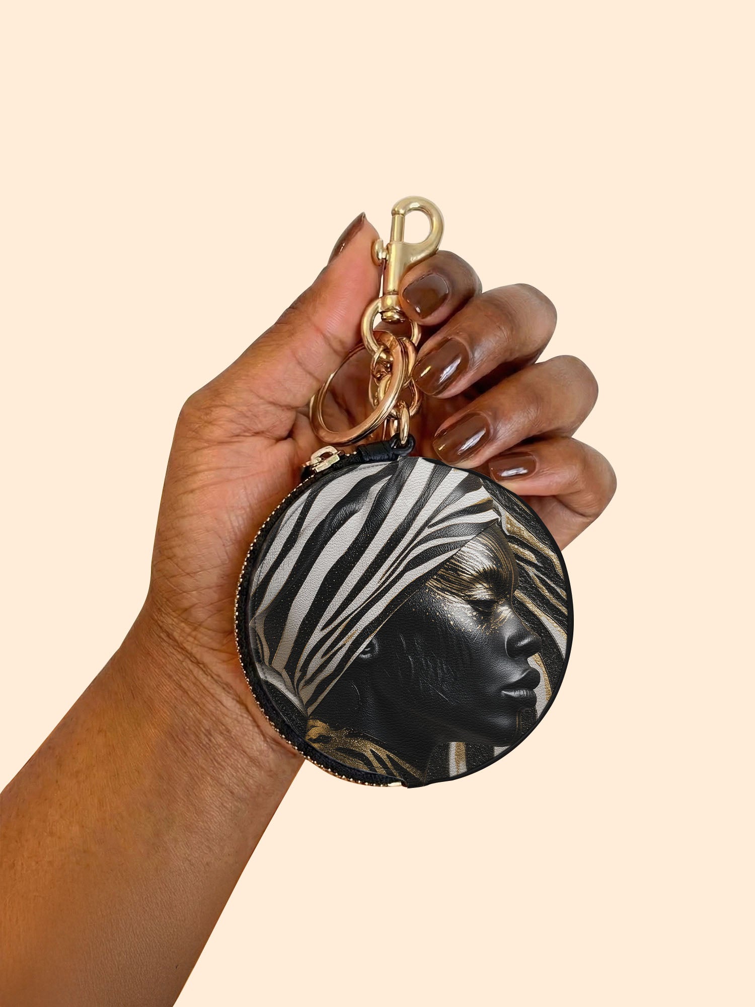 Aardwolf Aura Circular Coin Pouch Bag Charm QR0HH095