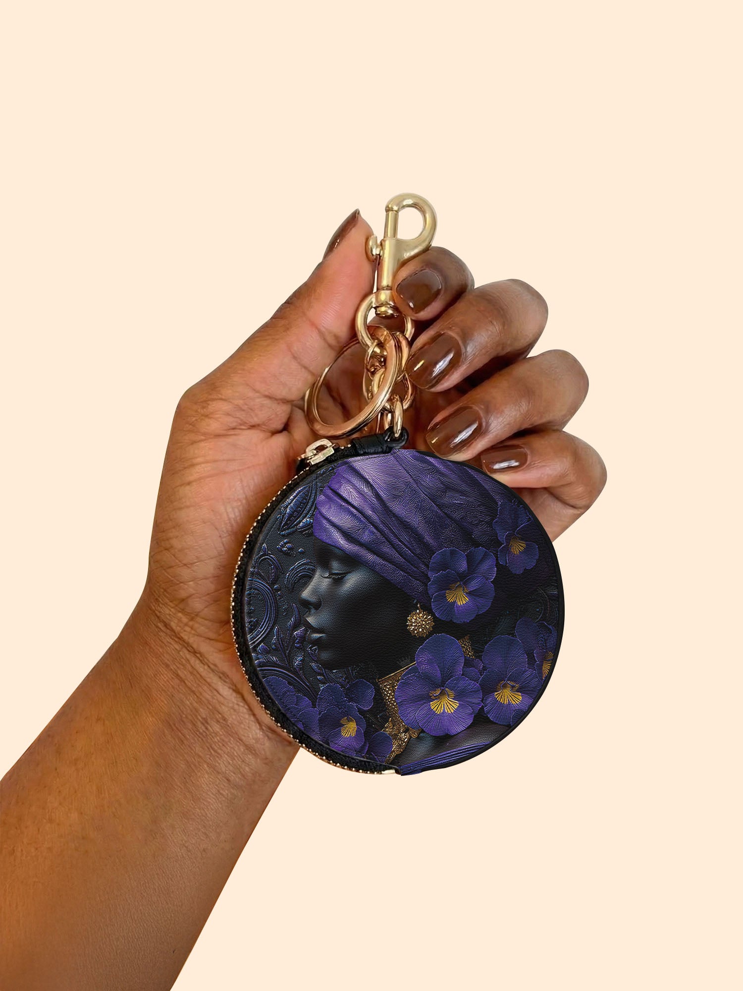 African Amulet Circular Coin Pouch Bag Charm QR0XD530