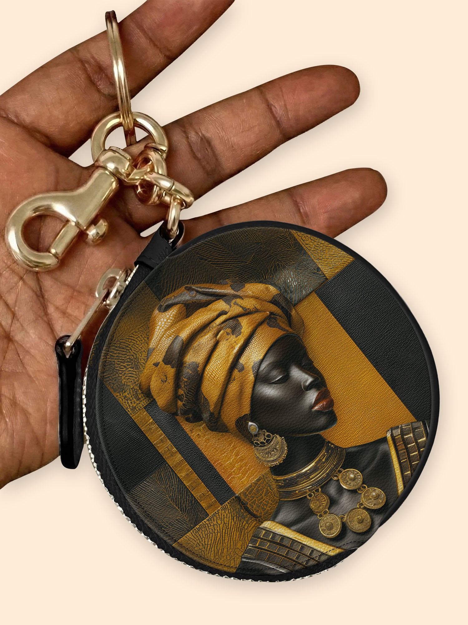 Arden Luxe Circular Coin Pouch Bag Charm QR0XD561