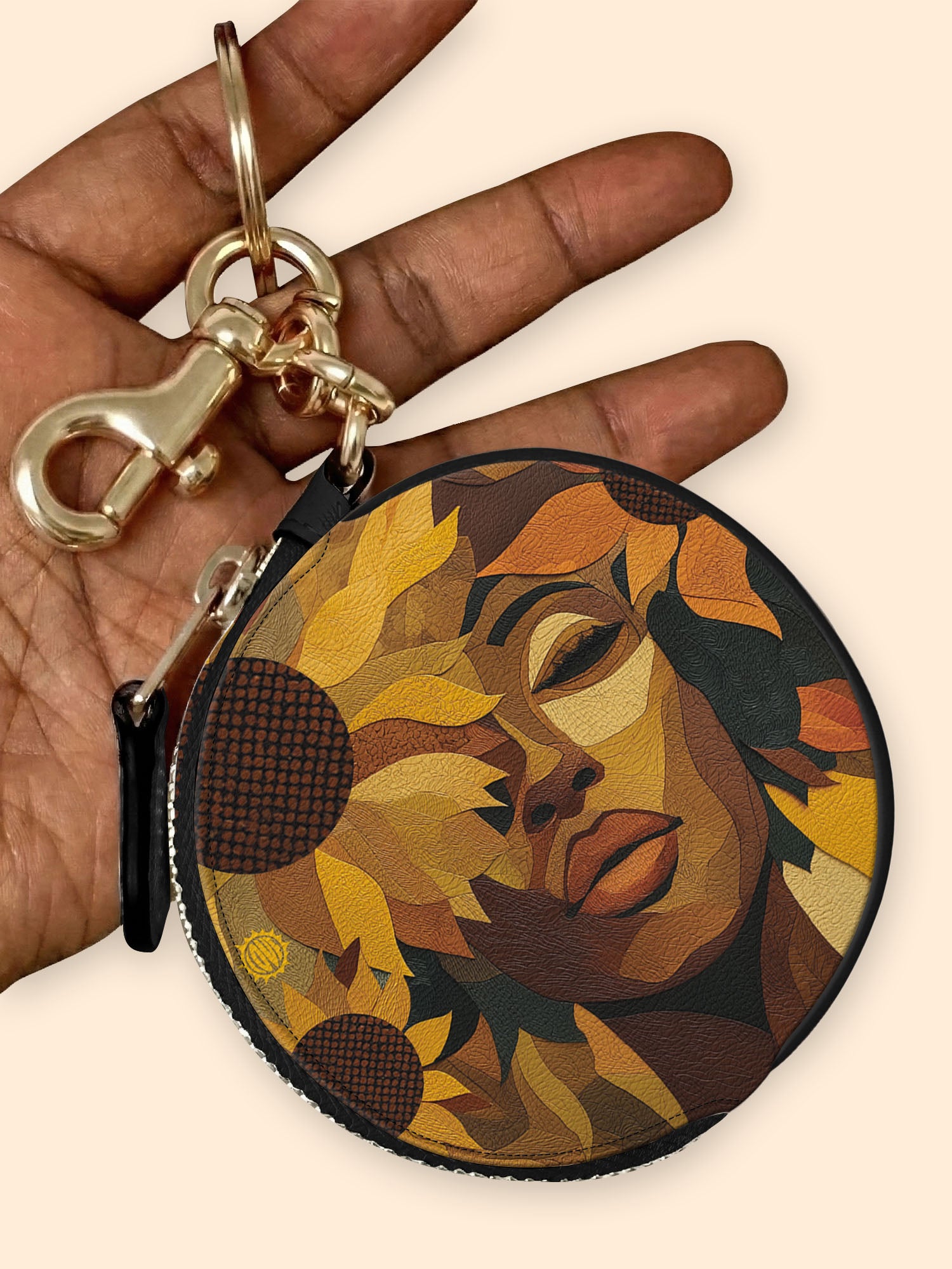 Blooming Within Circular Coin Pouch Bag Charm QR0TV021
