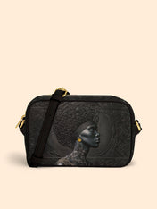 Crowned In Onyx Boxy Crossbody Bag QR0XD119
