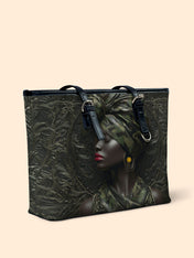 Obsidian Grace Leather Bucket Bag QR0XD977