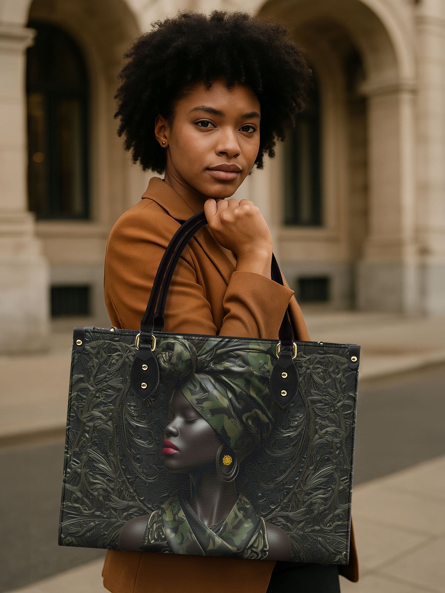 Obsidian Grace Premium Leather Handbag QR0XD972