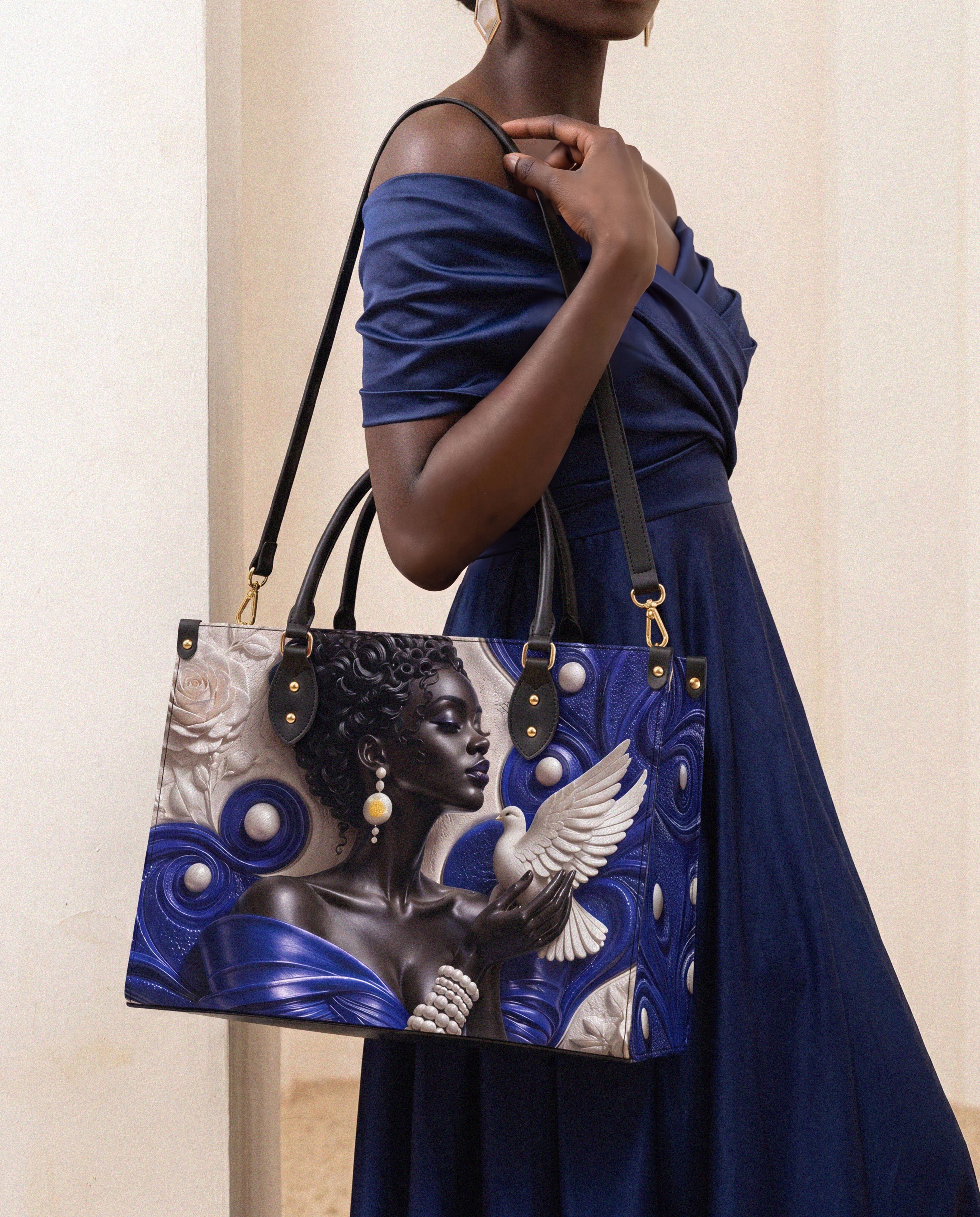 Royal Serene Premium Leather Handbag QR0HH213