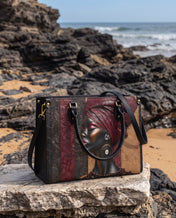 Crimson Sovereign Premium Leather Handbag QR0XD924