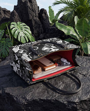 Black Beauty Premium Leather Handbag QR0XD1026