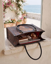 Black Mom Magic Premium Leather Handbag QR0XD1047