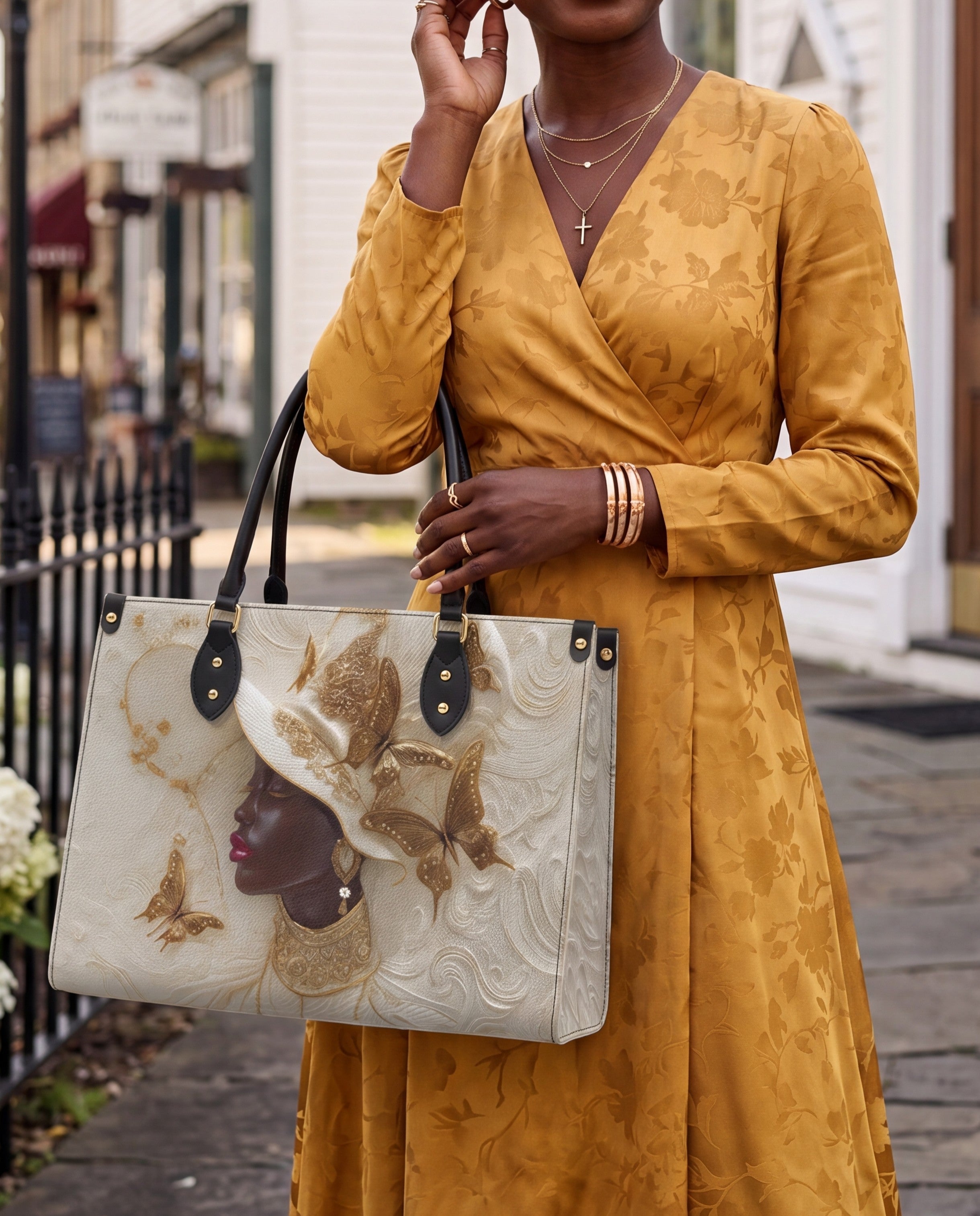 Glorious Grace Premium Leather Handbag QR0XD644
