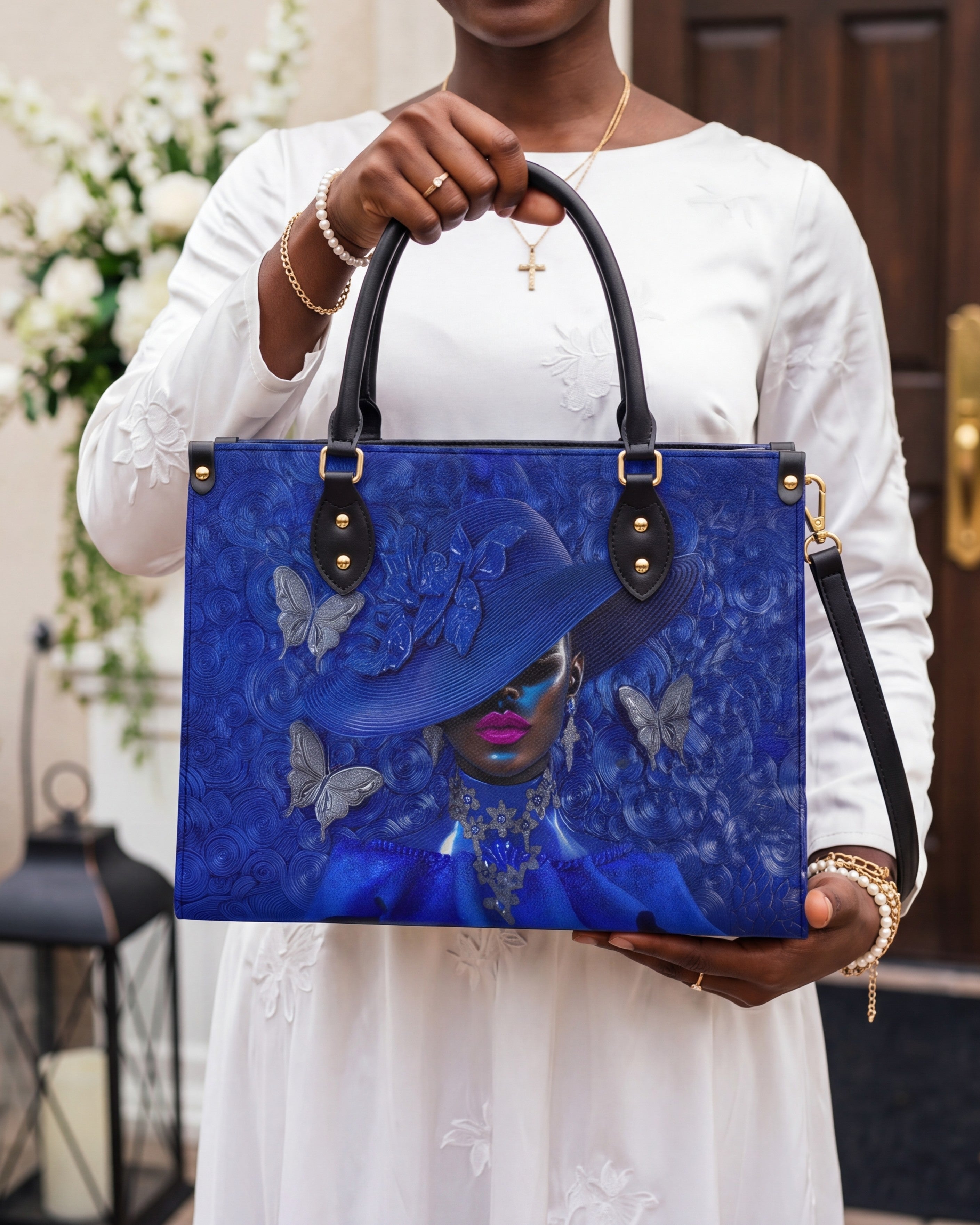 Faithful Halo Premium Leather Handbag QR0XD643