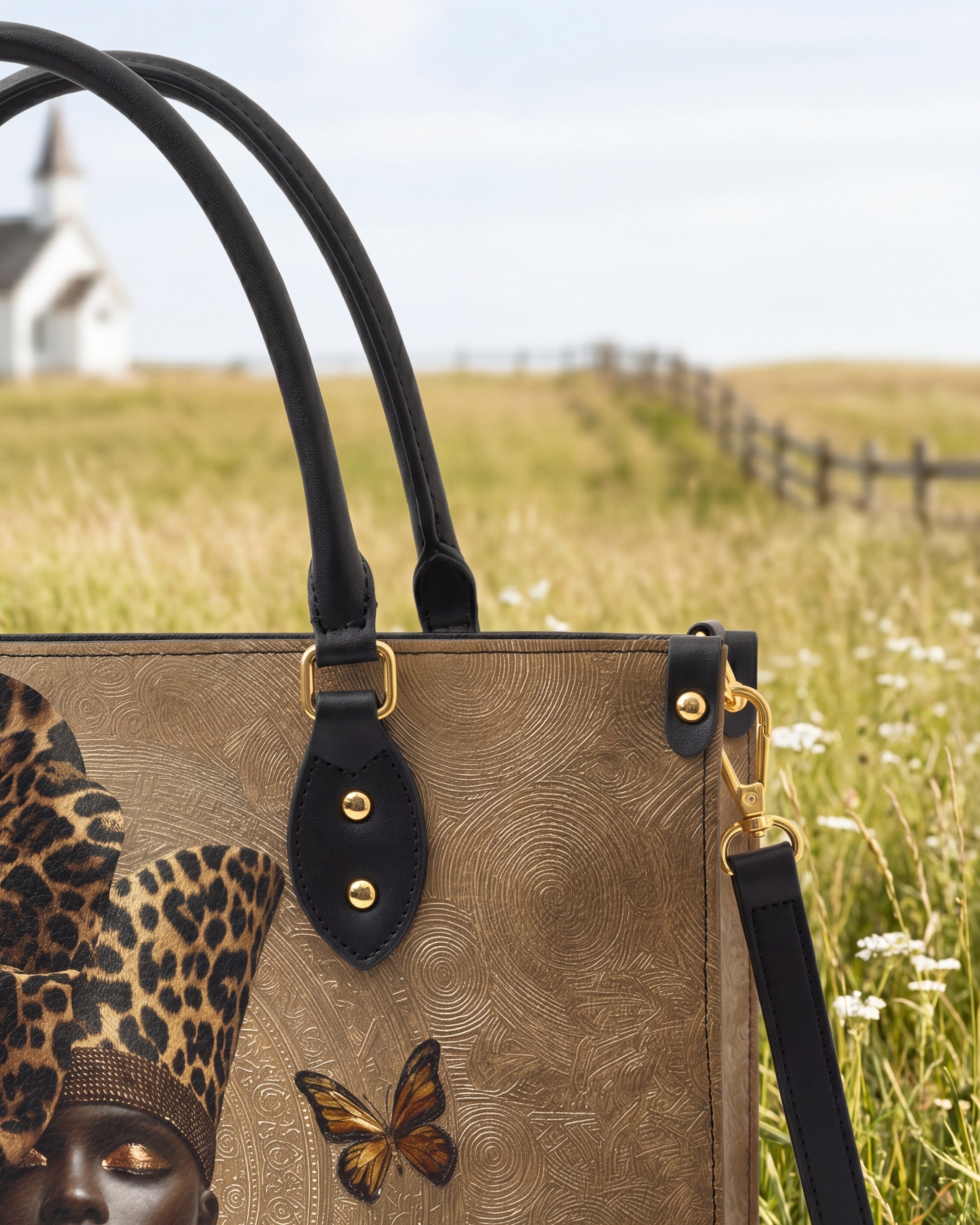 Absolute Allure Premium Leather Handbag QR0XD642