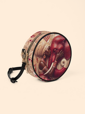 Walk in Strength Circle Crossbody Bag QR0XD300