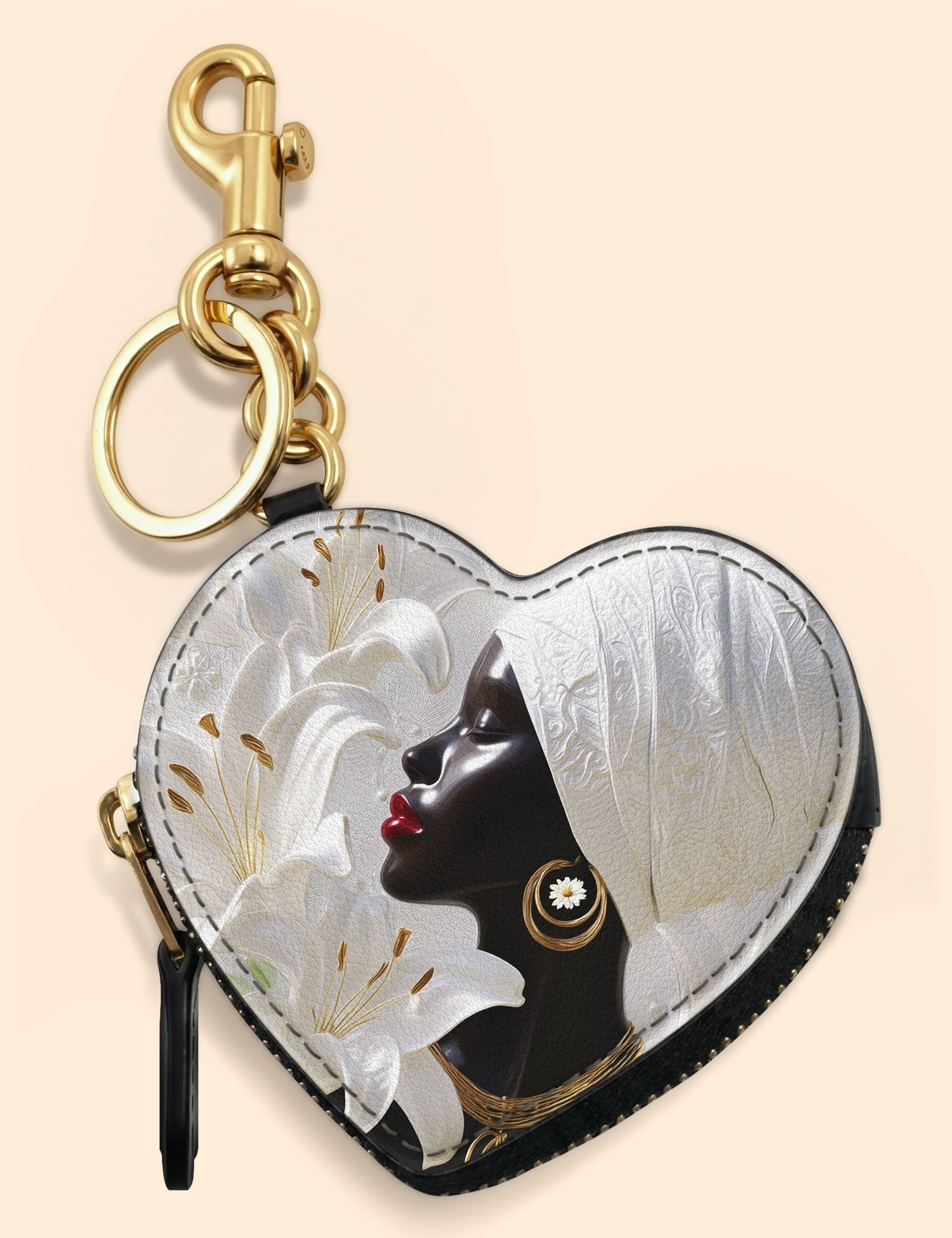 HeartCoinPouch_HI_NTHI2_a9eadfcf-aab3-4ef4-b4cd-b22c4a7caf7f.jpg