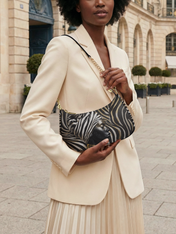 Aardwolf Aura Demi Crossbody Bag QR0HH095