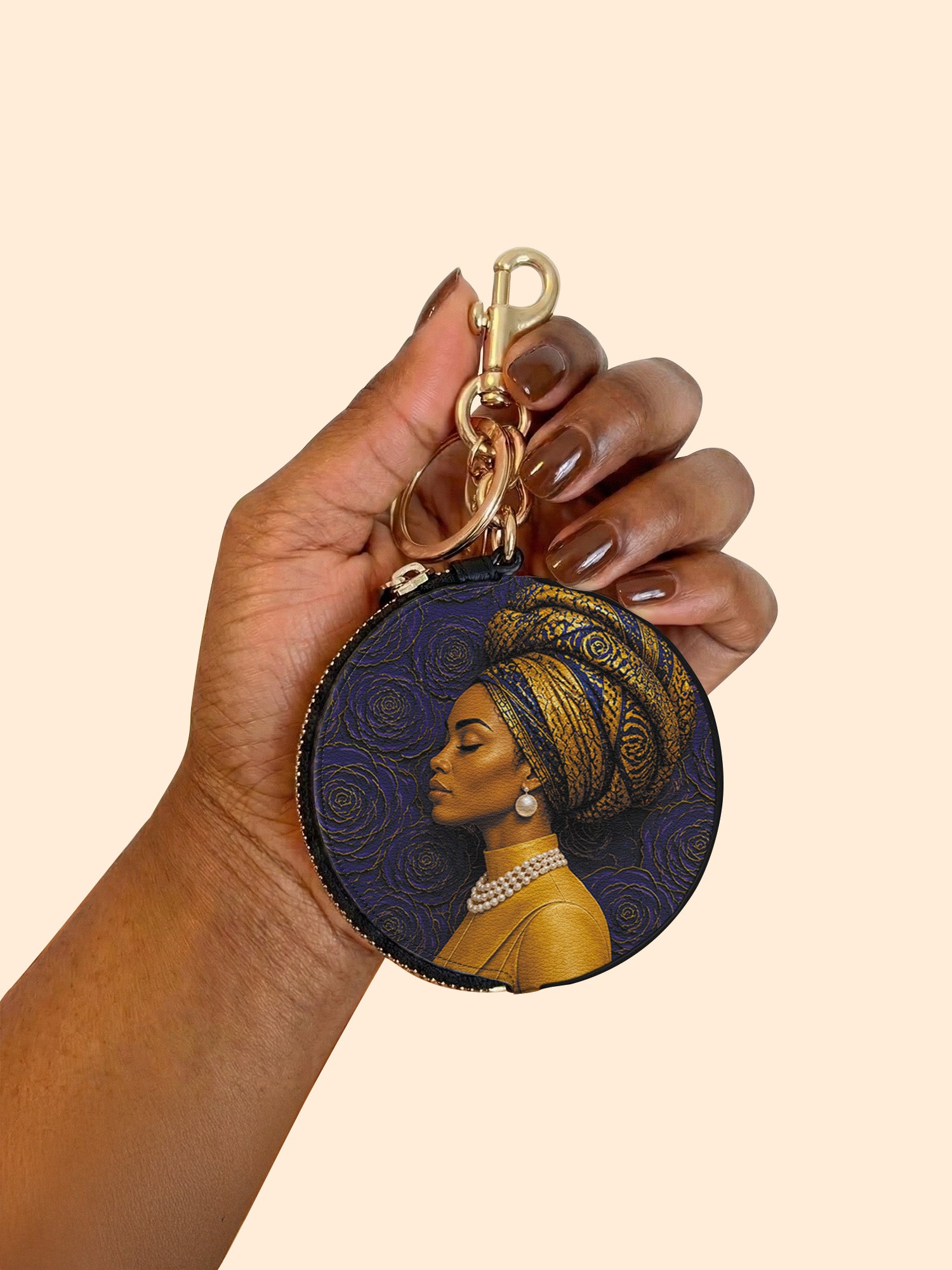 Sapphire Legacy Circular Coin Pouch Bag Charm QR0TV285