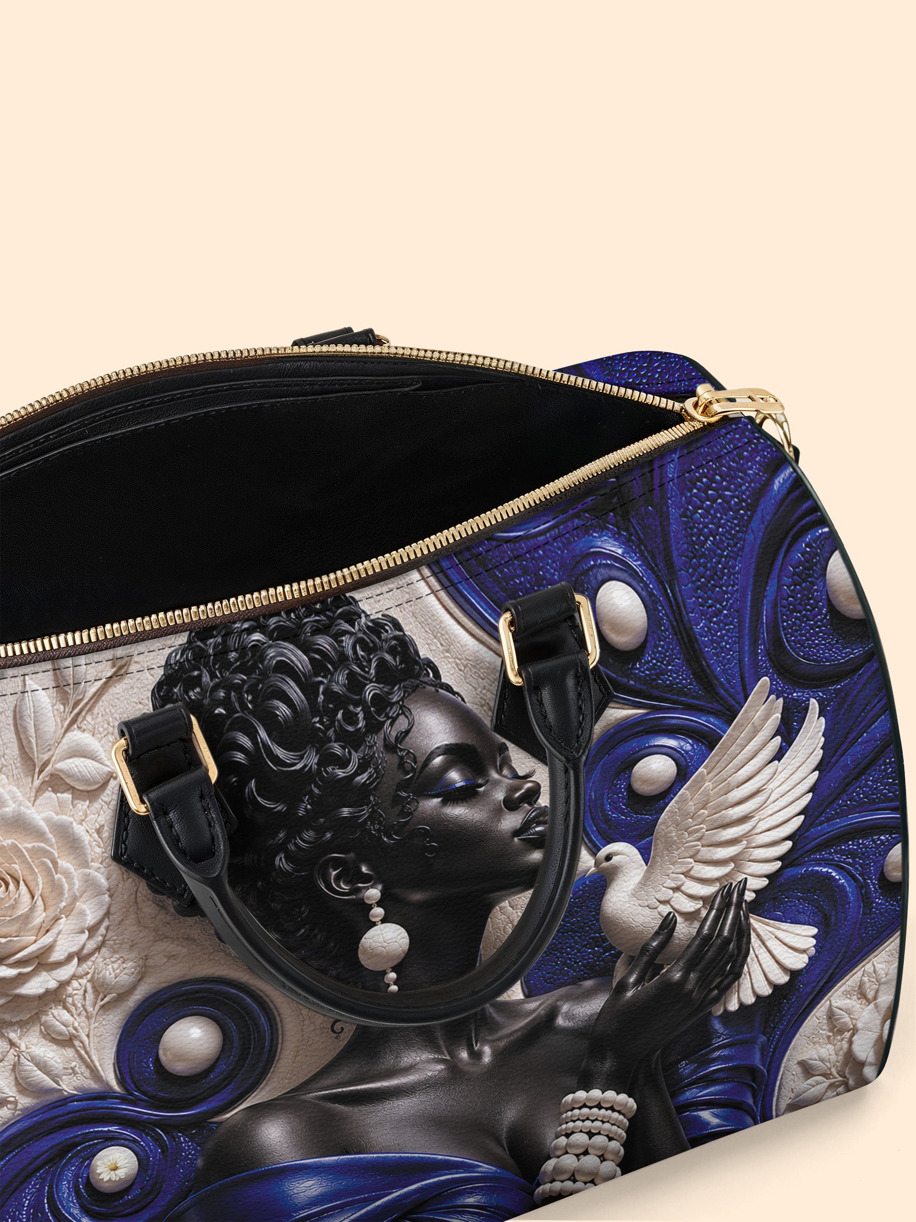 Royal Serene Leather Boston Bag QR0HH213