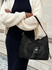 Crowned In Onyx Bowline Hobo Bag QR0XD119