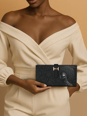 Crowned In Onyx Tab Closure Wallet QR0XD404