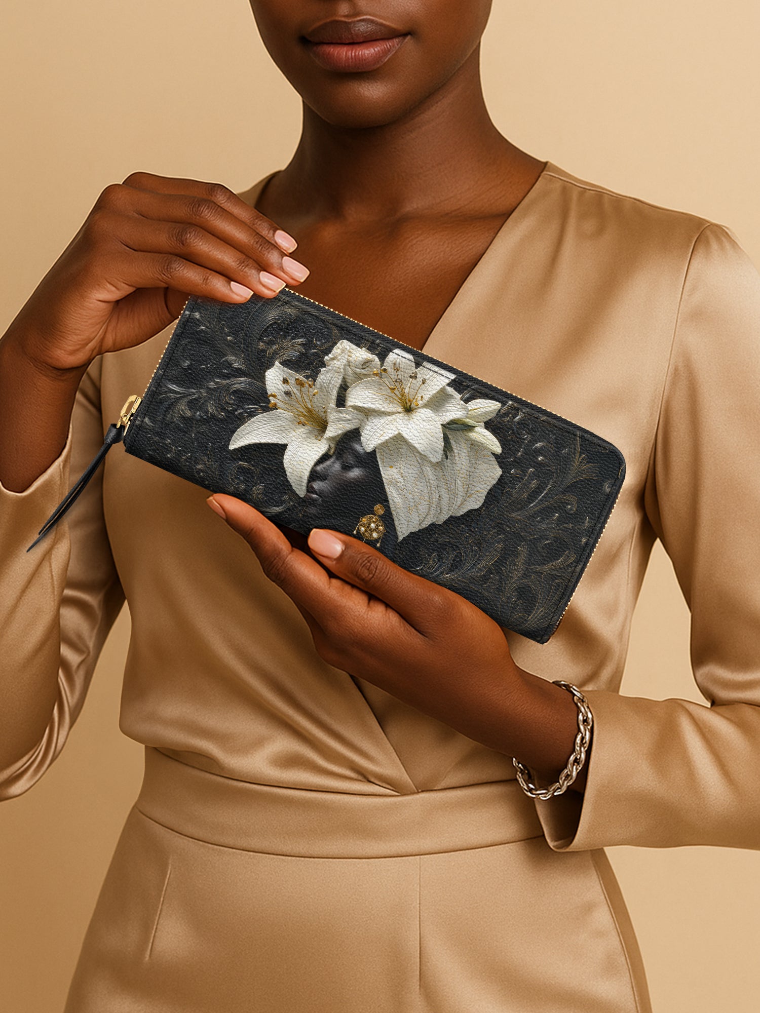 Ivory Lily Goddess Slimline Zippy Wallet QR0XD350
