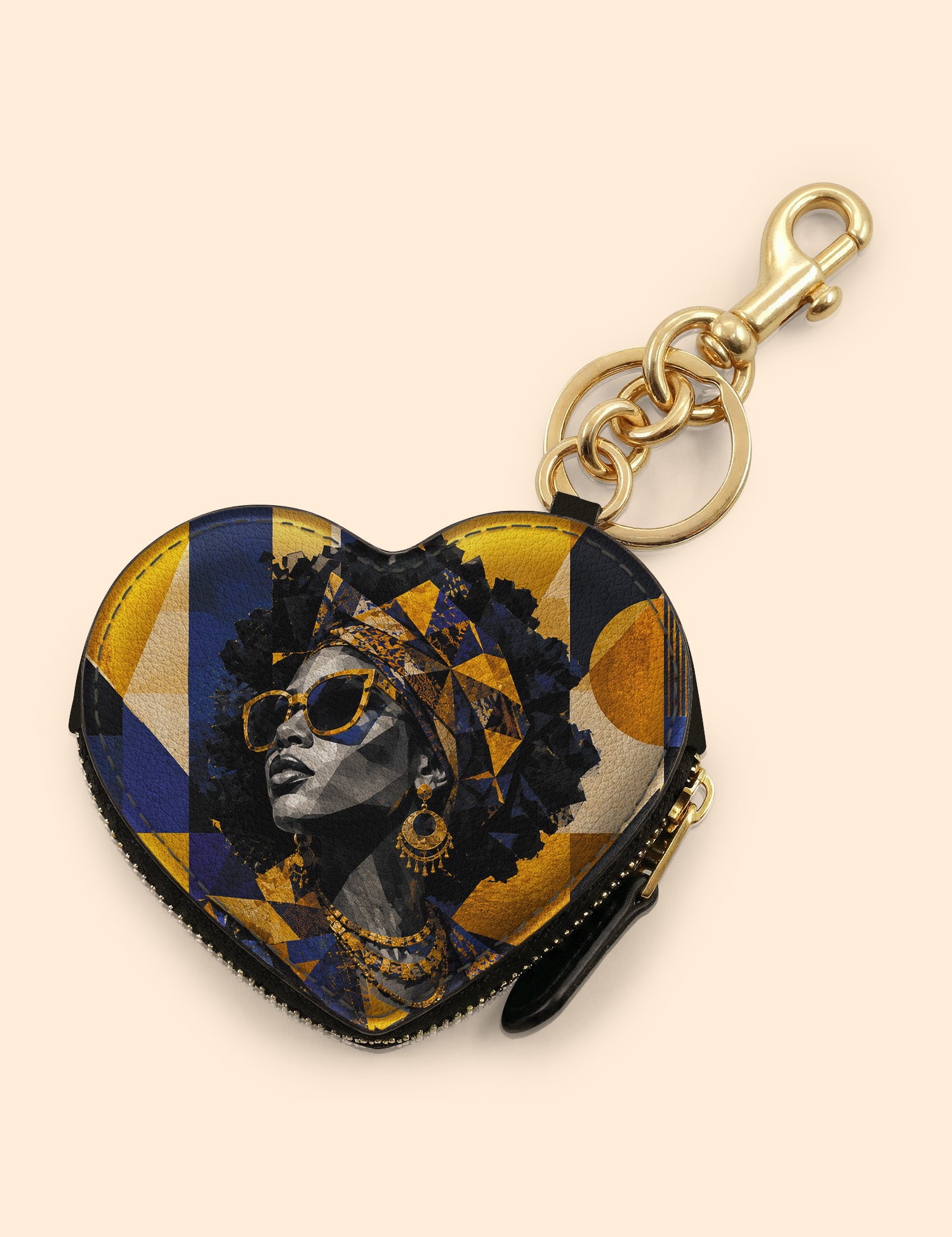MOCKUP-HIEN-THI-Heart-Coin-Case-Bag-Charm_ADSG143_01_HI_N-THI-1_50475855-27e7-4329-8d5a-80f190db06e6.jpg