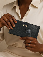 Crowned In Onyx Tab Closure Wallet QR0XD404
