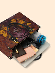 Legacy in Lines Premium Leather Handbag QR0TD630
