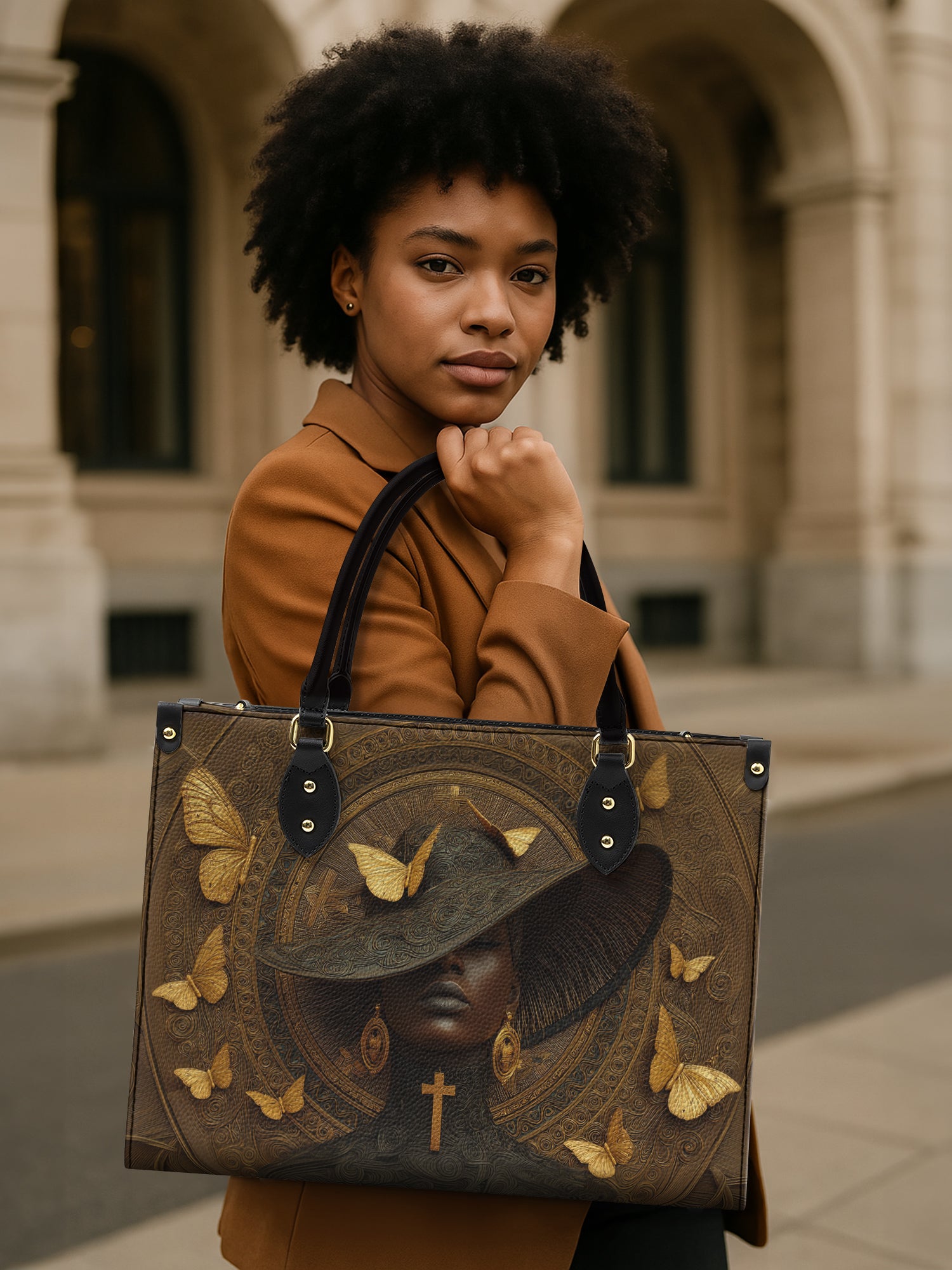 Ancestral Hymn Premium Leather Handbag QR0XD683