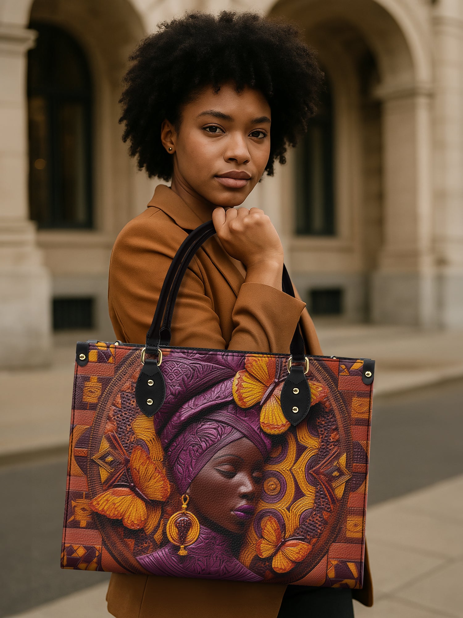 Timeless Ancestry Premium Leather Handbag QR0TD639
