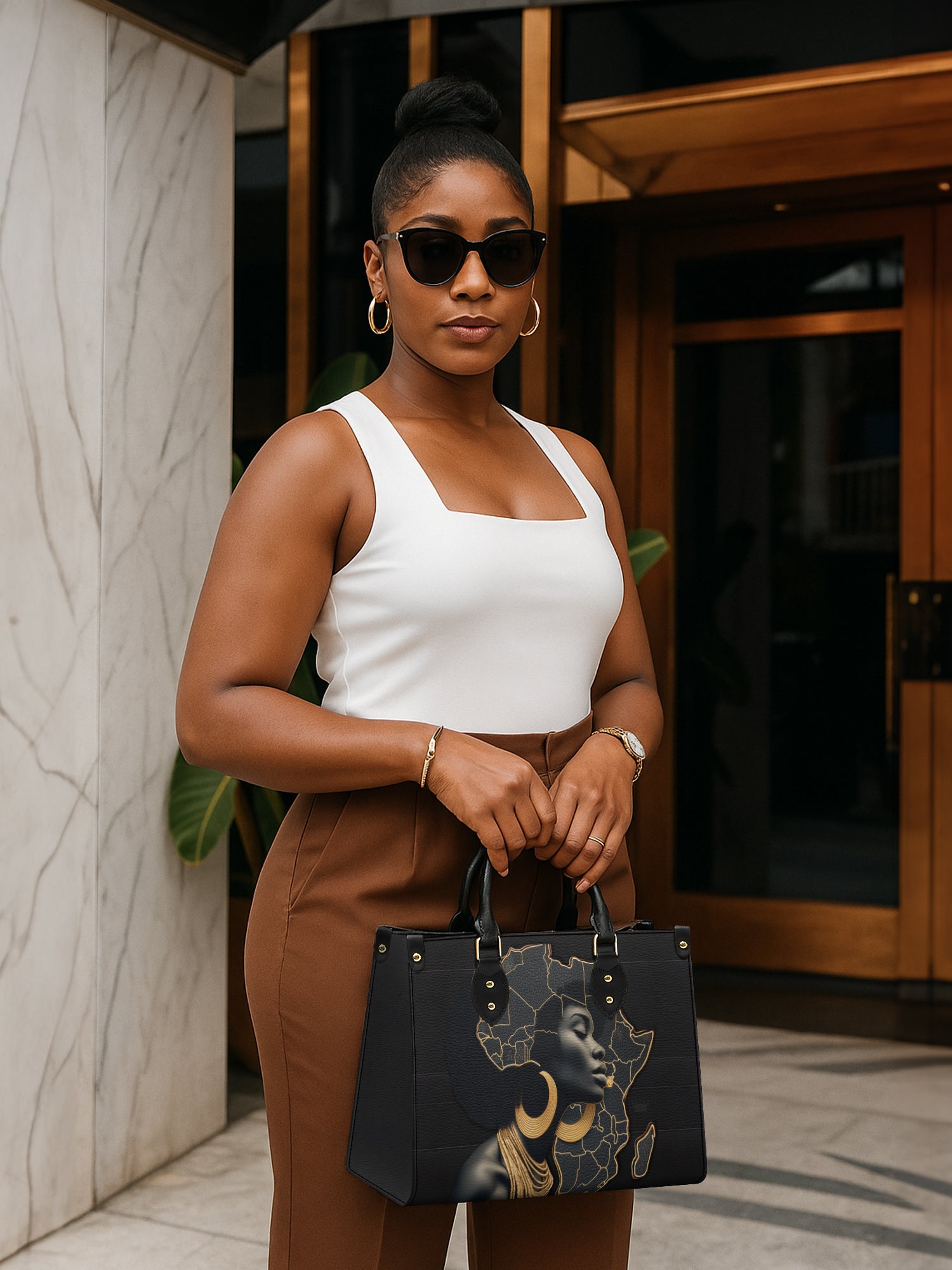 Africa Bound Premium Leather Handbag QR0TD174