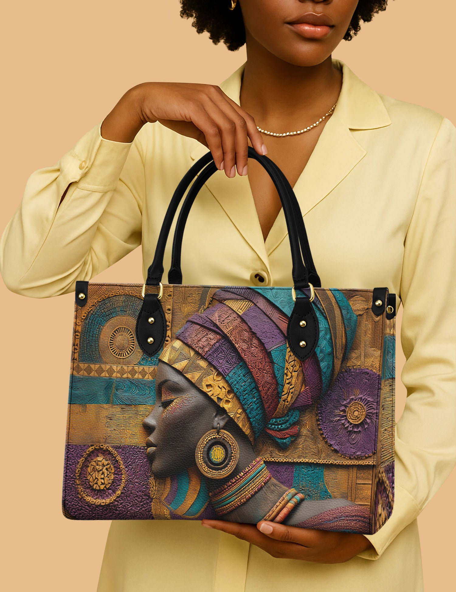 MOCKUPFOCUS2_20250822_LE_Black_AfroTapestry_ARND139_ADSG055.jpg