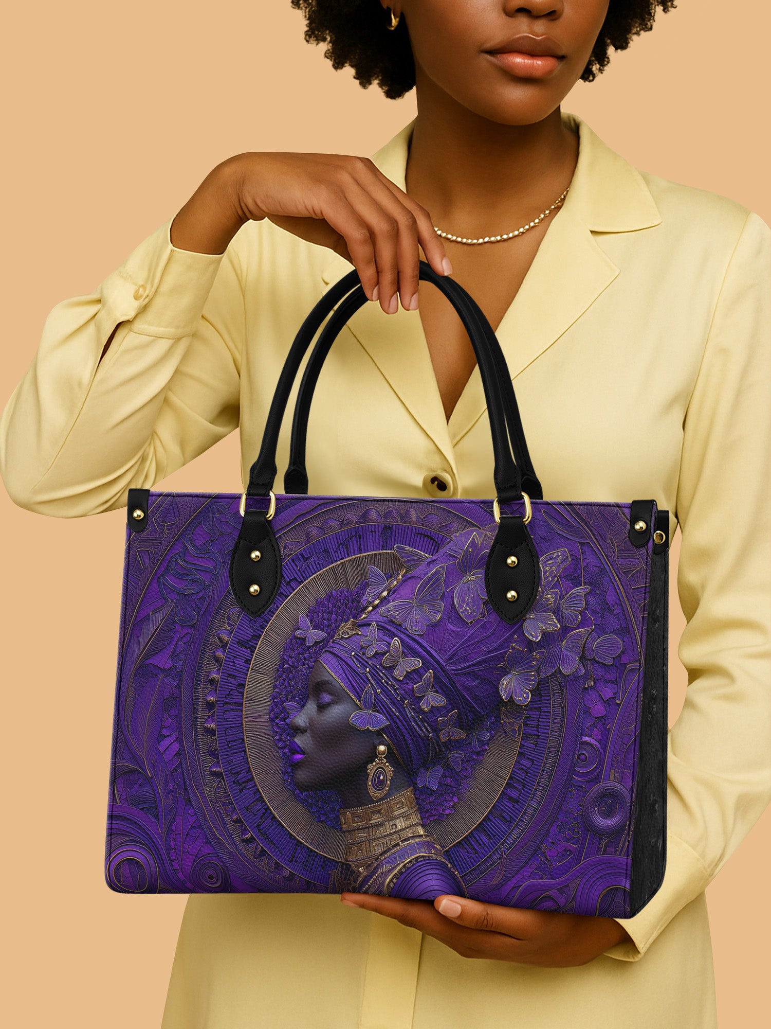 Divine Majesty Premium Leather Handbag QR0XD650