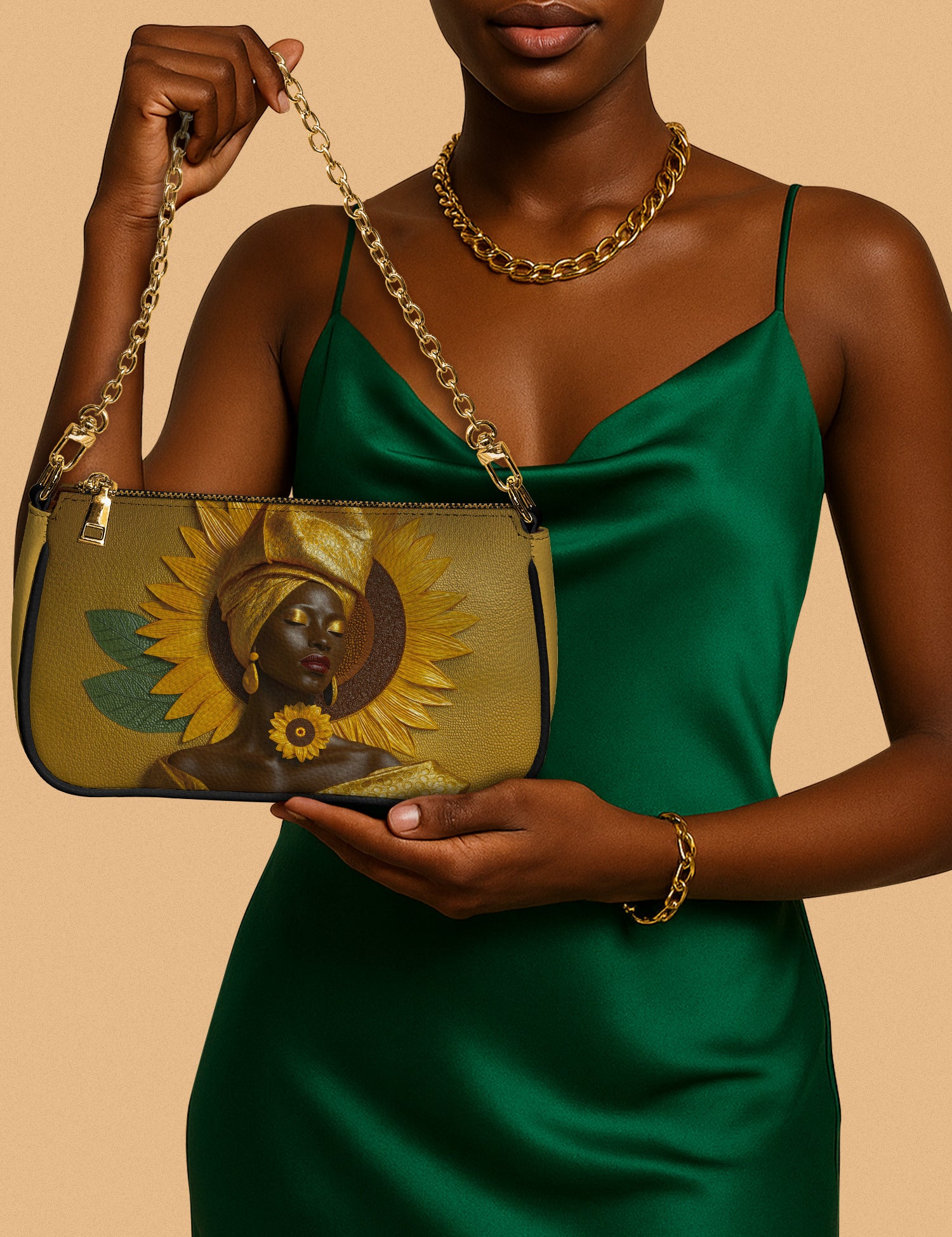 MOCKUPFOCUS_20250925_POCHETTE_BLACK_AshantiGold_ARND135_ADSG070_01.jpg