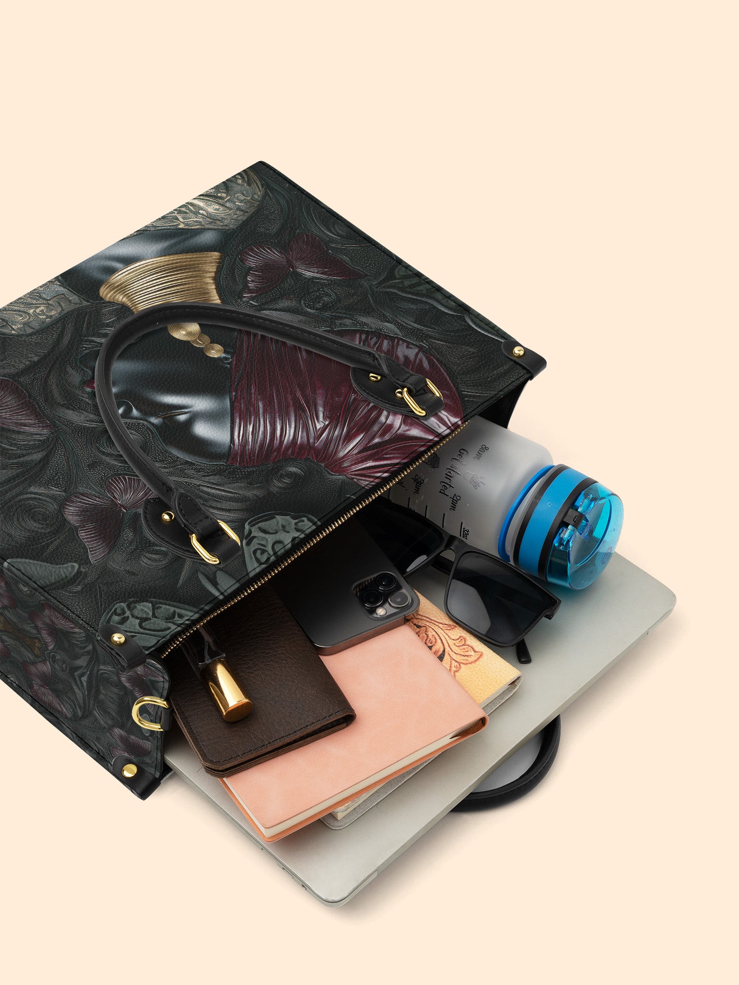 Divina Butterfly Premium Leather Handbag QR0XD635