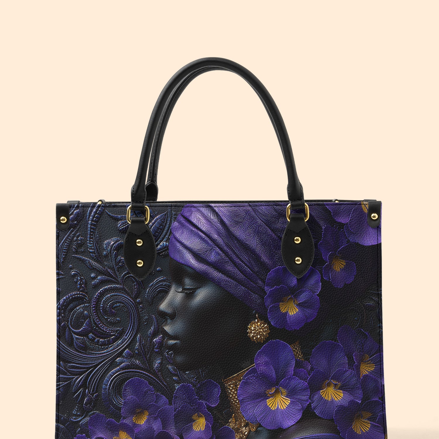 MOCKUPHi_nTh__20250913_LE_BLACK_AfricanAmulet_ARND135_07.jpg