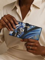 Amira Sol Tab Closure Wallet QR0XD405