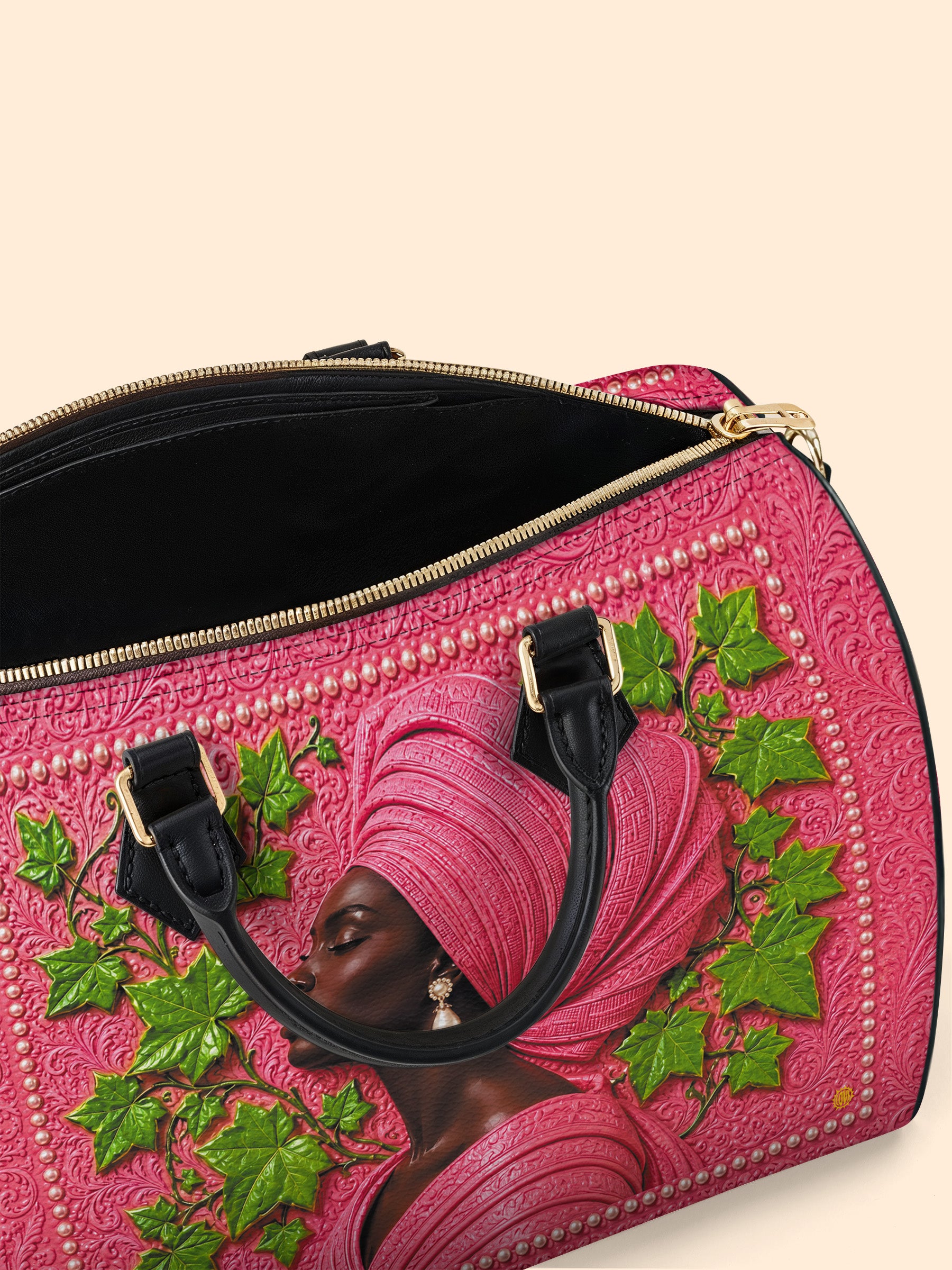Pearl Legacy Leather Boston Bag QR0TD704