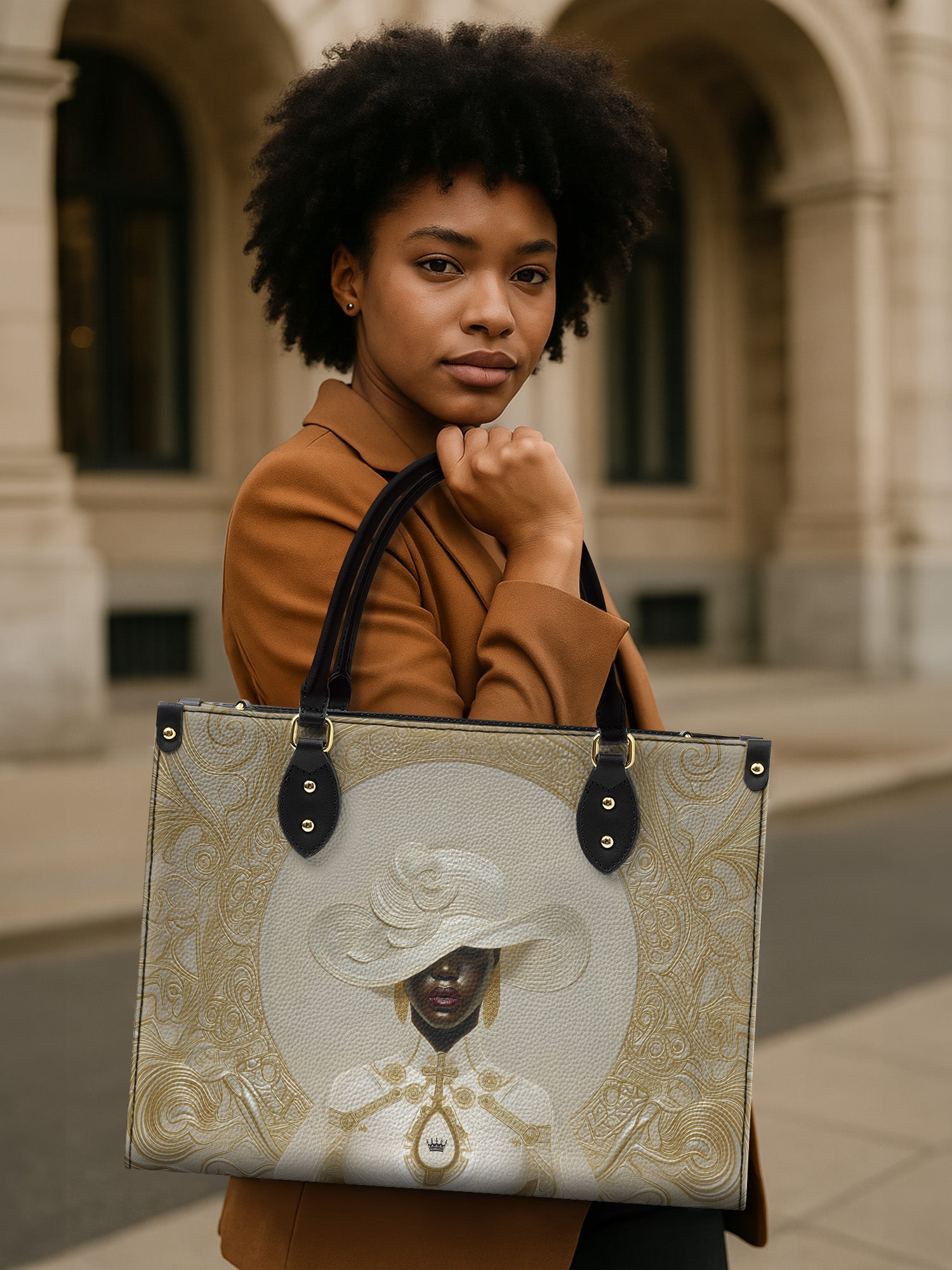 Heavenly Ivory Premium Leather Handbag QR0XD645