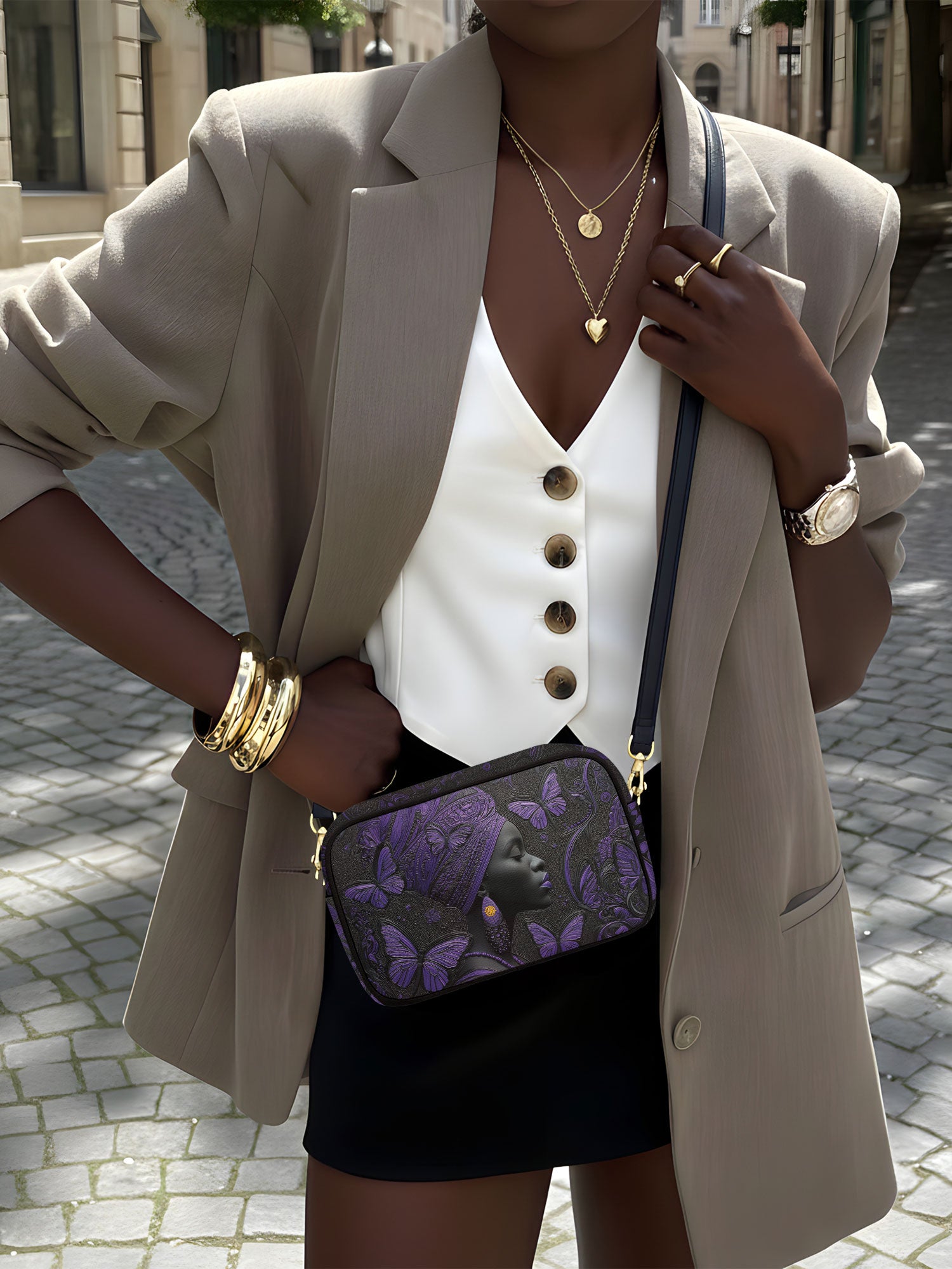 Majesty Known Boxy Crossbody Bag QR0XD257